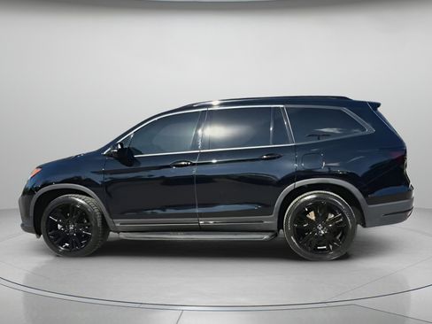 Used 2021 Honda Pilot Black Edition image 17