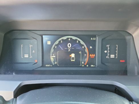 Used 2025 Toyota Tacoma SR5 AWD/4WD image 23