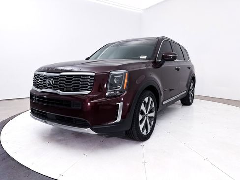 Used 2020 Kia Telluride S w/ S 8 Passenger Seating Package FWD image 12