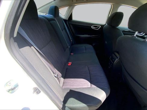 Used 2019 Nissan Sentra SV FWD image 20