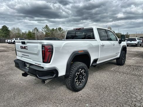 New 2026 GMC Sierra 2500 AT4X image 11
