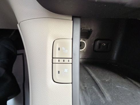 Used 2017 GMC Acadia Denali w/ Technology Package image 17