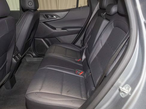Used 2025 Chevrolet Equinox LT w/ Convenience Package II AWD/4WD image 12