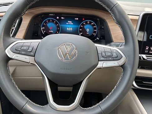 New 2026 Volkswagen Atlas SE FWD image 11