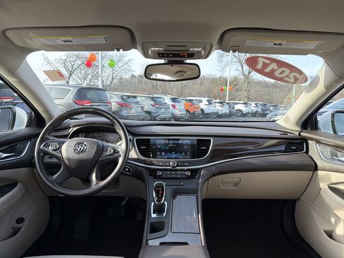Used 2017 Buick LaCrosse Preferred image 13