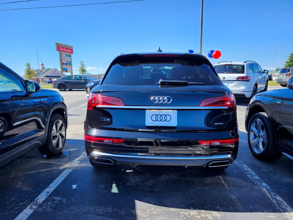 Used 2023 Audi Q5 2.0T Premium Plus w/ Premium Plus Package AWD/4WD image 6