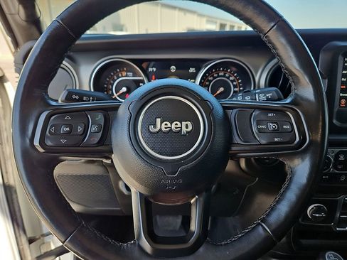 Used 2022 Jeep Wrangler Unlimited Sport image 30