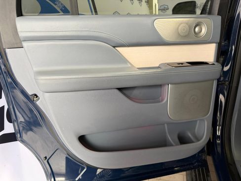 Used 2020 Lincoln Navigator L Black Label image 19