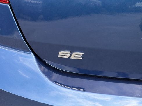 Used 2020 Hyundai Elantra SE FWD image 9