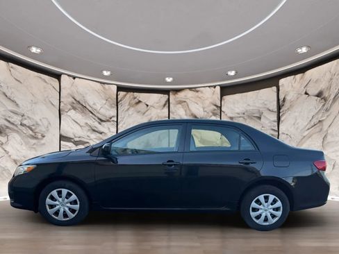 Used 2010 Toyota Corolla LE FWD image 25