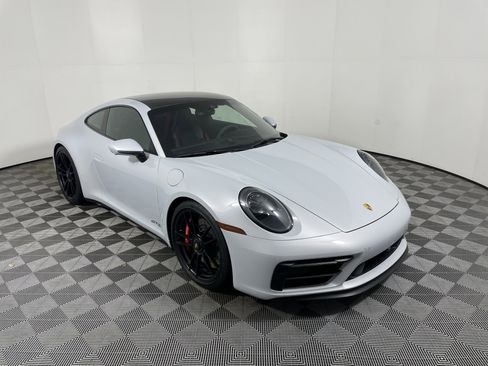 Certified 2023 Porsche 911 Carrera GTS RWD image 9