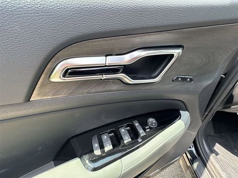 New 2025 Kia Sportage X-Line Prestige image 5