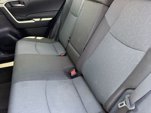 Used 2024 Toyota RAV4 XLE AWD/4WD image 11