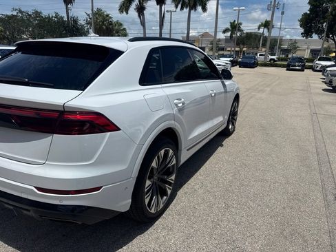 Used 2025 Audi Q8 Premium Plus AWD/4WD image 5