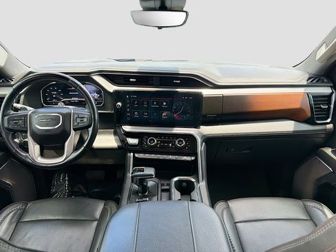 Used 2024 GMC Sierra 1500 Denali AWD/4WD image 15