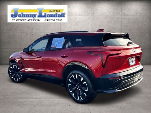 Used 2024 Chevrolet Blazer EV RS image 3
