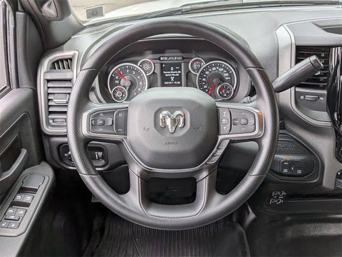 Used 2025 RAM 2500 Tradesman w/ Chrome Appearance Group image 12