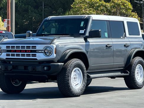New 2026 Ford Bronco Heritage Edition AWD/4WD image 8