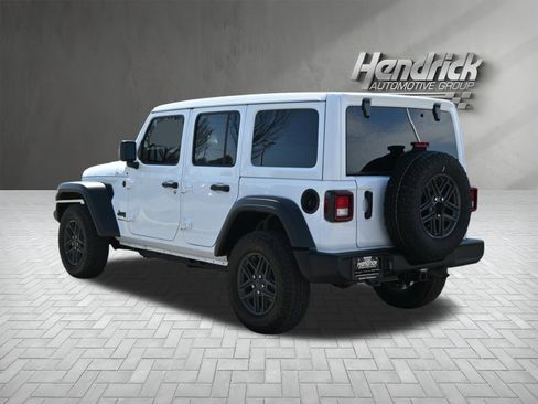 Used 2024 Jeep Wrangler Unlimited Sport AWD/4WD image 8