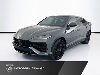 Used 2025 Lamborghini Urus SE