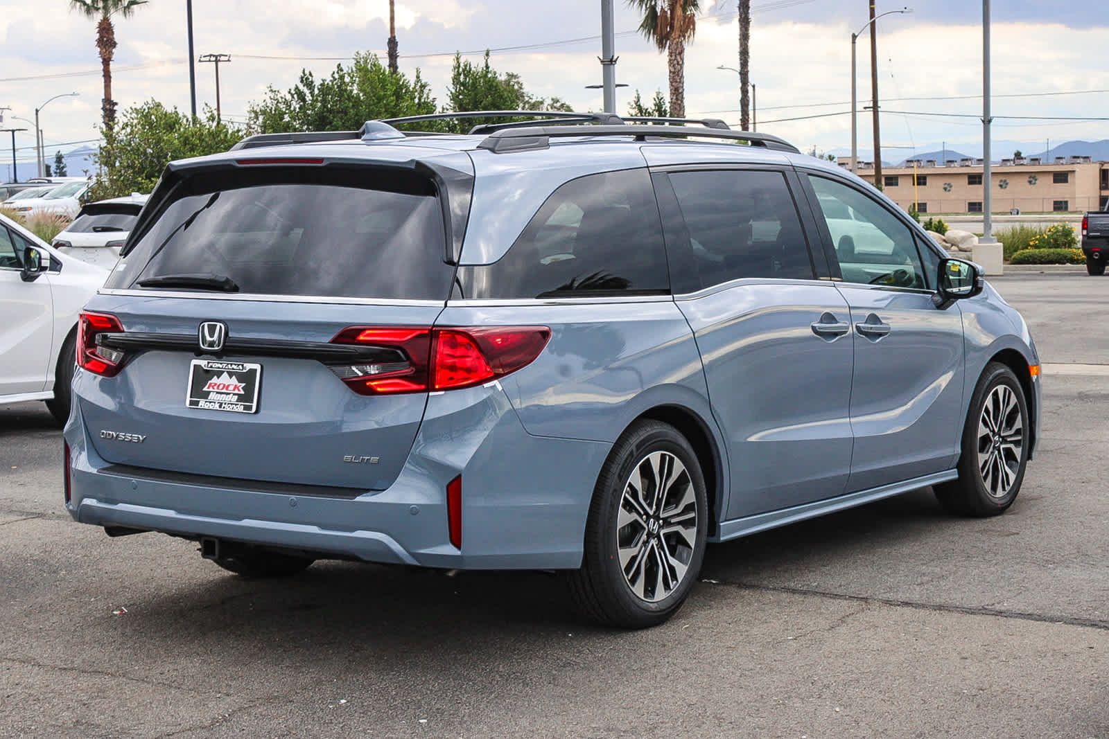 New 2027 Honda Odyssey Elite image 4