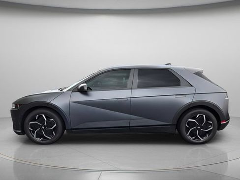 Certified 2024 Hyundai Ioniq 5 SEL RWD image 8