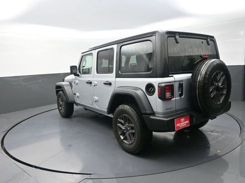 Used 2024 Jeep Wrangler Unlimited Sport AWD/4WD image 56