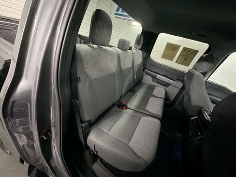 Used 2021 Ford F150 XLT w/ Equipment Group 302A High RWD image 25