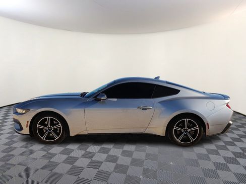 Used 2024 Ford Mustang Premium image 2