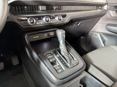 Used 2025 Honda CR-V LX image 14