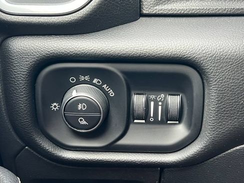Used 2025 RAM 1500 Laramie w/ Sport Appearance Package AWD/4WD image 22