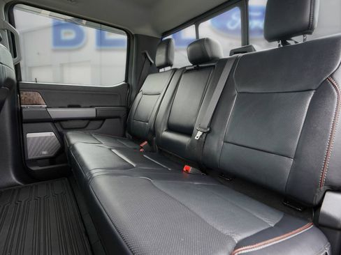 Used 2023 Ford F250 Lariat w/ Sport Appearance Package AWD/4WD image 19