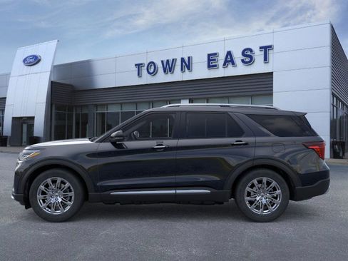 New 2026 Ford Explorer Platinum image 3
