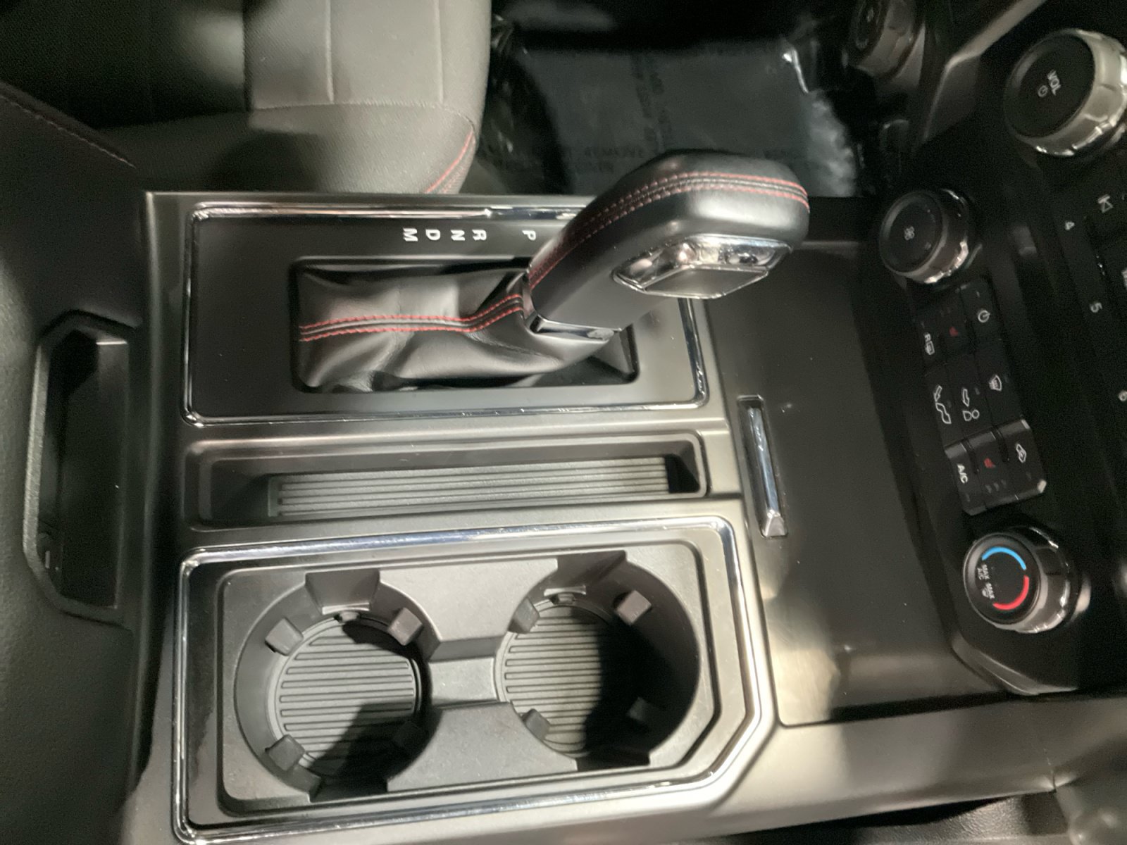 Used 2019 Ford F150 XLT w/ Equipment Group 302A Luxury AWD/4WD image 21