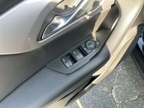 Used 2022 Chevrolet Blazer LT AWD/4WD image 17