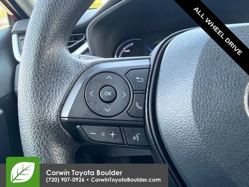 Used 2025 Toyota RAV4 XLE AWD/4WD image 29