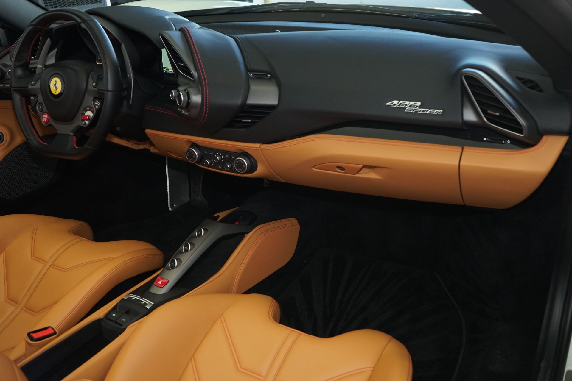 Used 2018 Ferrari 488 Spider RWD image 13