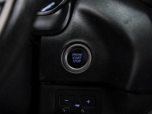 Used 2022 Toyota Tundra SR5 image 17