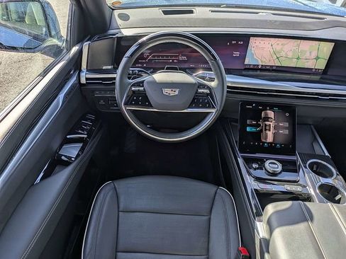 Certified 2025 Cadillac Escalade Sport w/ Touring Package AWD/4WD image 15