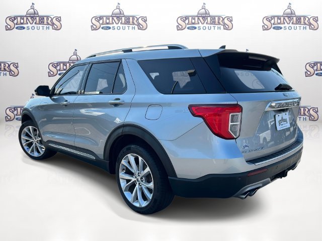 Certified 2022 Ford Explorer Platinum w/ Equipment Group 601A AWD/4WD image 5