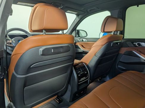 New 2026 BMW X5 M60i AWD/4WD image 14
