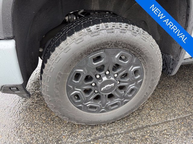 Used 2024 Chevrolet Silverado 3500 LTZ w/ LTZ Plus Package AWD/4WD image 8