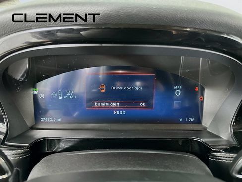 Used 2025 Lincoln Corsair AWD image 18