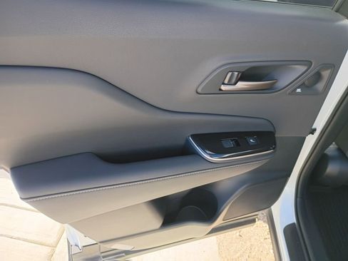 Used 2024 Toyota Crown Platinum image 10