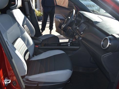 Used 2024 Nissan Kicks SR w/ SR Premium Package image 26