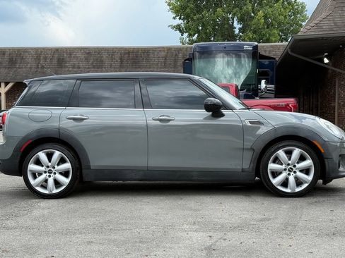 Used 2016 MINI Cooper Clubman FWD image 6