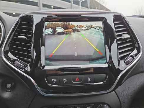 Used 2021 Jeep Cherokee Limited w/ Elite Package image 22