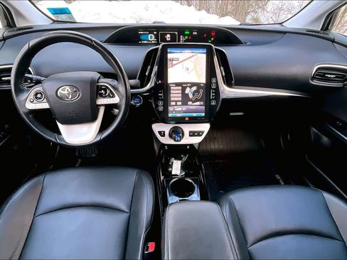 Certified 2017 Toyota Prius Prime Advanced image 14