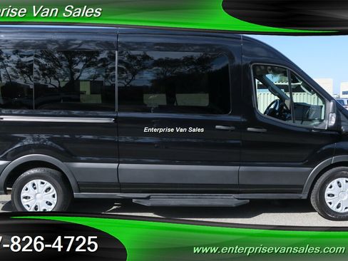 Used 2023 Ford Transit 350 XLT image 4