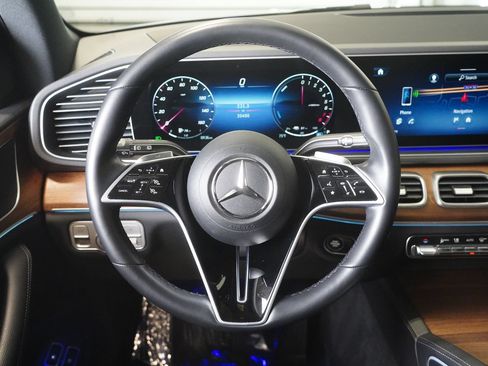 Certified 2025 Mercedes-Benz GLE 450e 4MATIC image 15